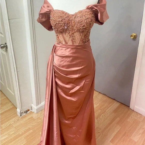 strapless open back dress Wendy Pink Maxi Dress